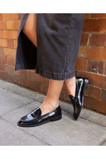 WIDE FIT CARMELLA Black Loafer