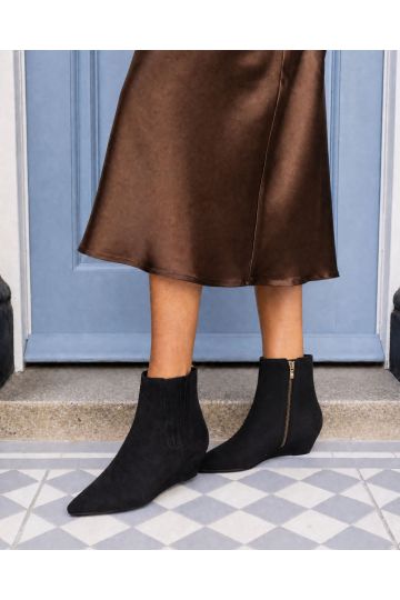 Klarissa Black Low Wedge Chisel Toe Chelsea Ankle Boot