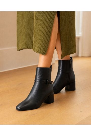 Wide Fit Karla Black Block Heel Buckle Detail Ankle Boot